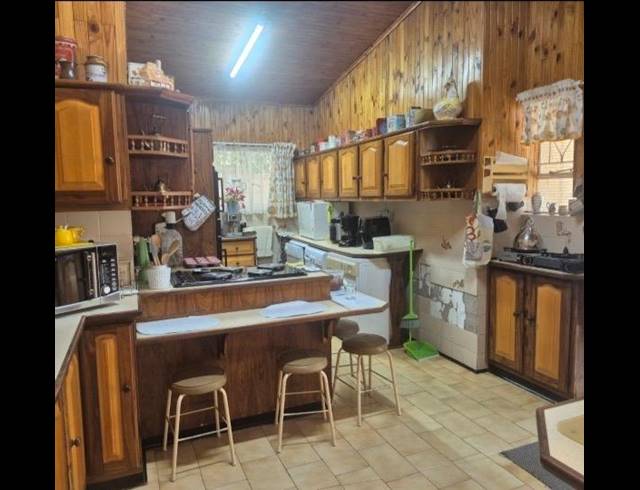 3 BEDROOM HOUSE FOR SALE IN BIRCH ACRES